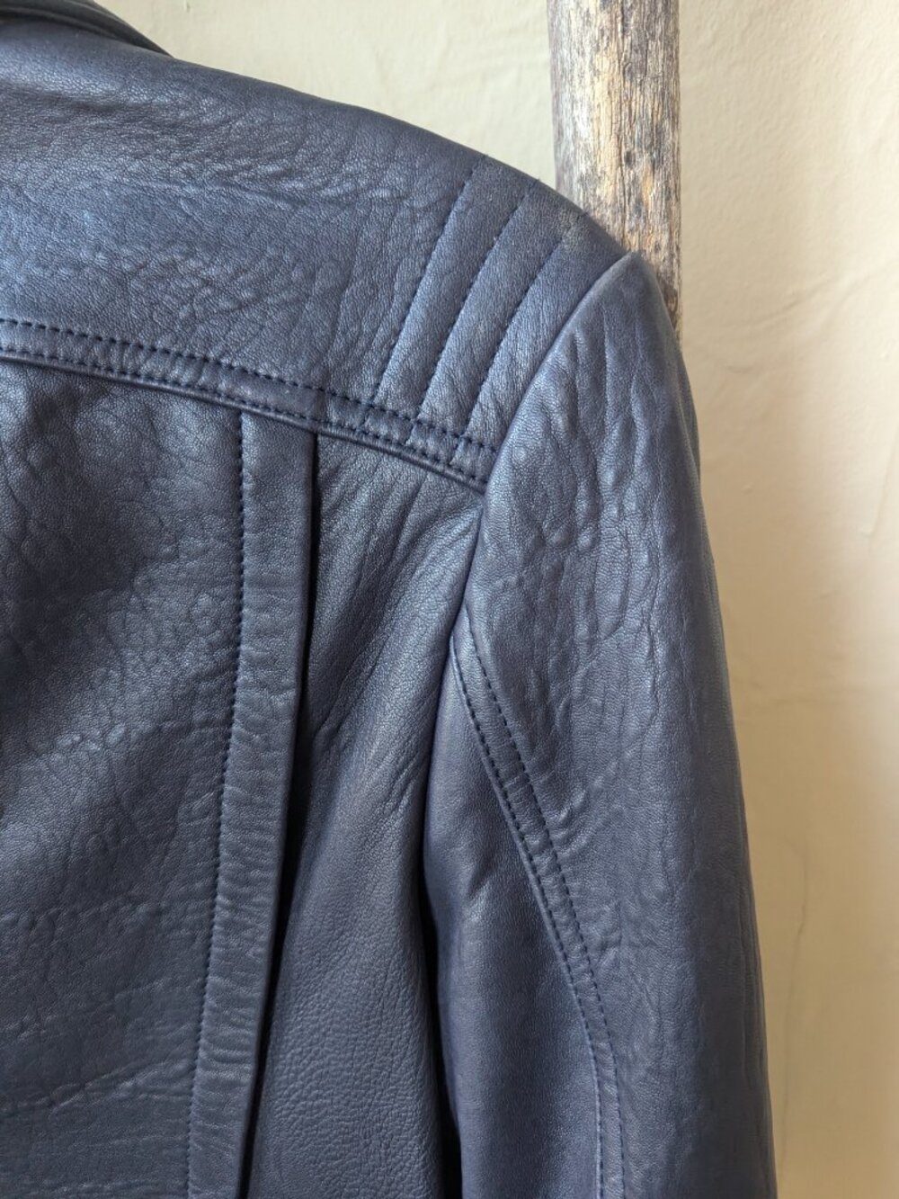 Wilson's Navy Blue Womens Size M Vintage Looking Leather Jacket - Picture 16 of 16